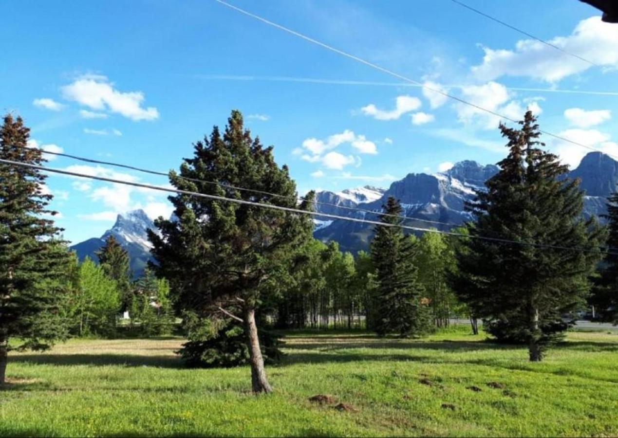 Akai Motel Canmore Ngoại thất bức ảnh